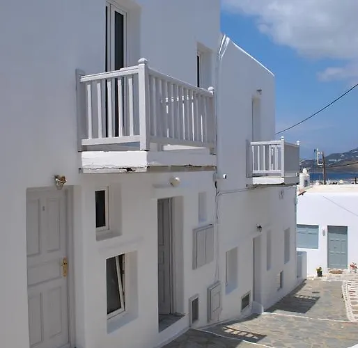 Apartment Madres Houses