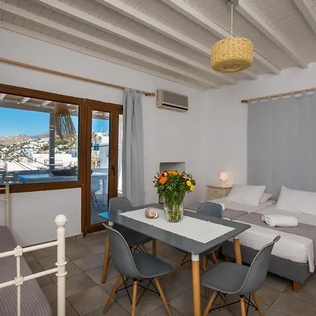Madres Daire Mykonos Town